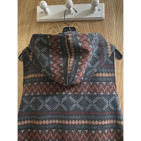 DEMOCRACY Gray Boho Western Pattern 1-Button Wrap Fringe Hooded Vest Sz L - Picture 9 of 12